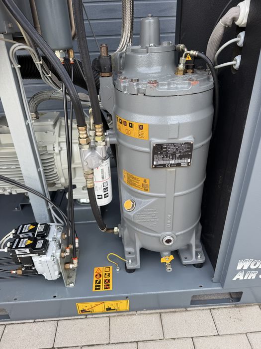 Kompresor śrubowy Atlas Copco GA45 VSD FF 45KW 8.58m/3min falownik
