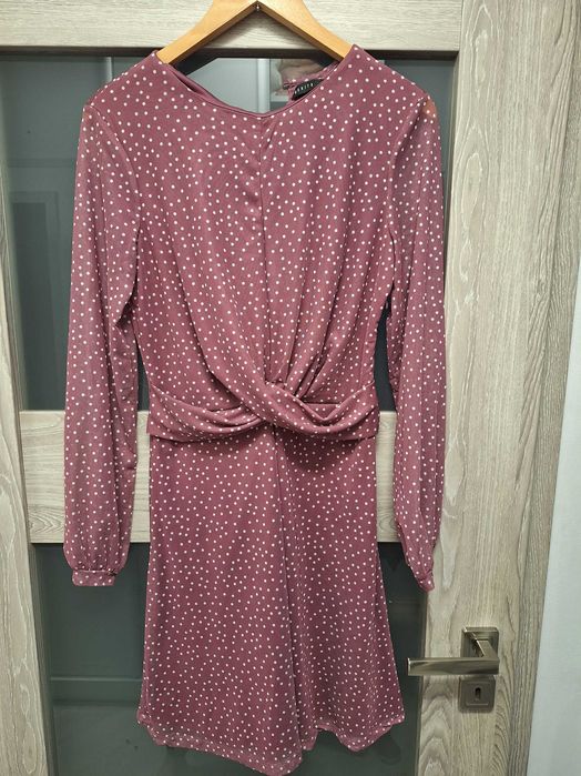 Fioletowa sukienka w kropki rozm M Reserved