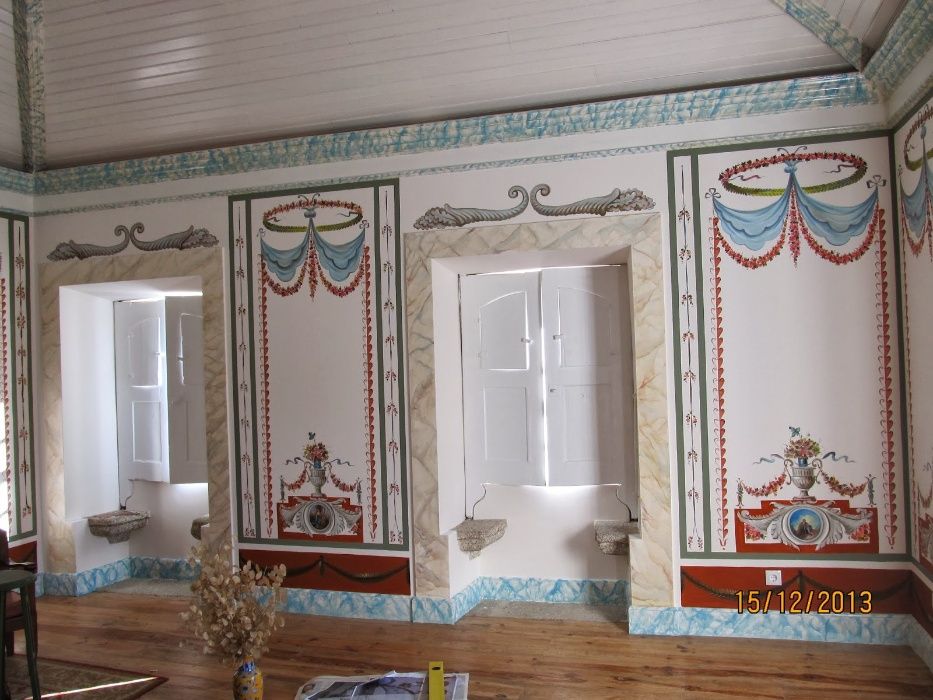 Pintura artística e decorativa em paredes E TETOS