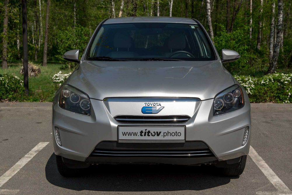 Продам електомобіль Toyota RAV4 EV 2012 року