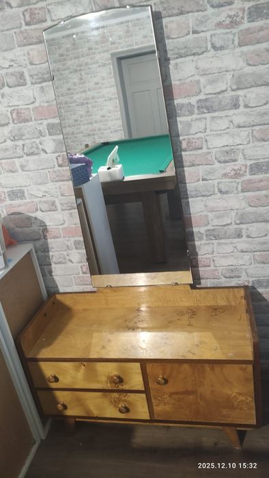 Meble szafy toaletka