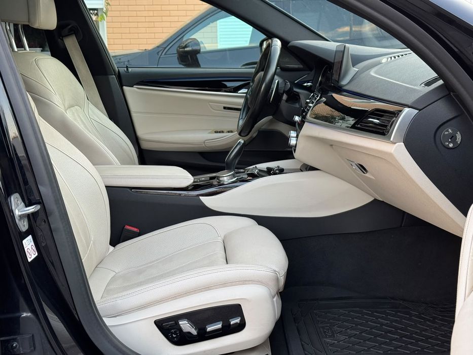 Bmw 530d Pack M X-drive 265cv Nacional  - 18