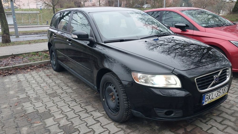 Volvo v50 2.0d polift, bogate wyposażenie,