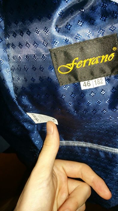 Garnitur slim granatowy