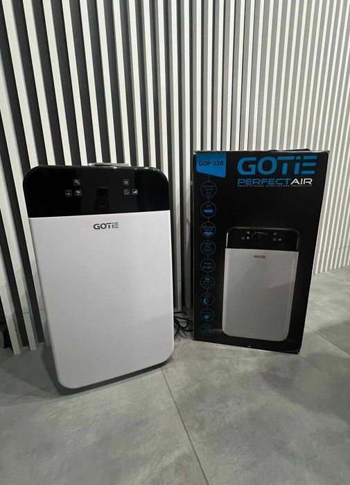 Oczyszczacz powietrza Gotie GOP-220