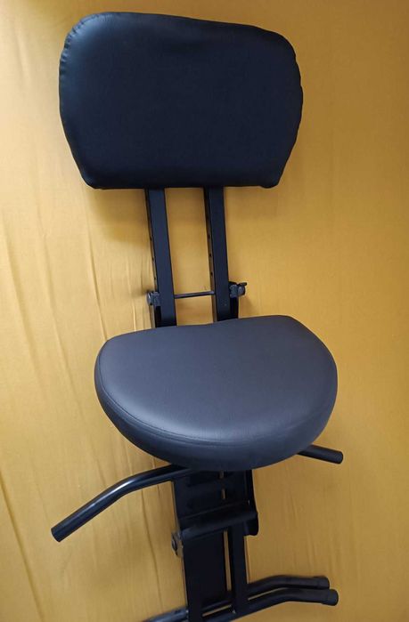 Banco ( Dobrável ) ) para Artistas - Excelente Estado ( como novo )