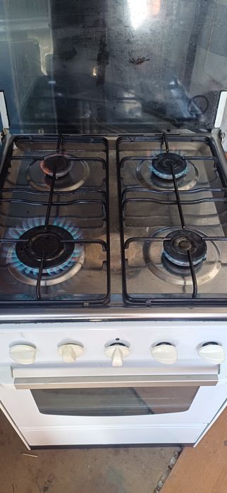 Vendo fogao de gas bilha, 50cm  50cm. Muito bom  estado de conservação.