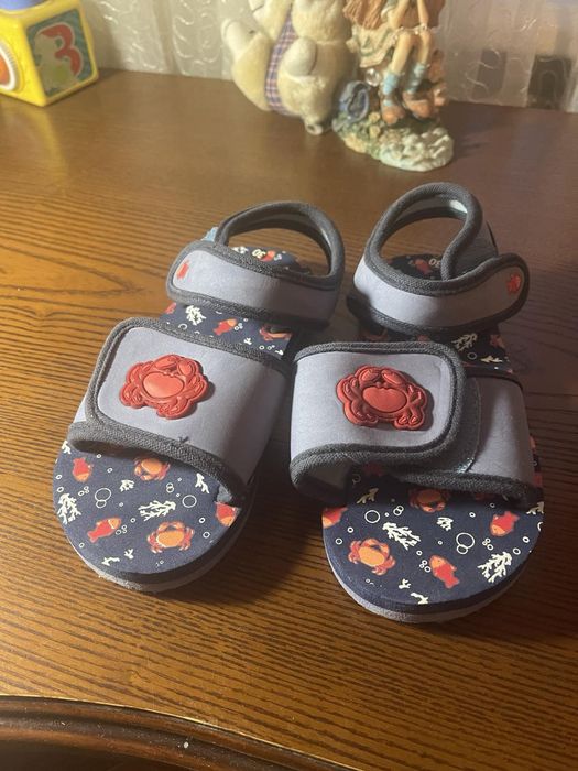 Дитячі босоніжки