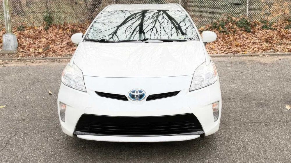 Toyota Prius Persona Series      2015