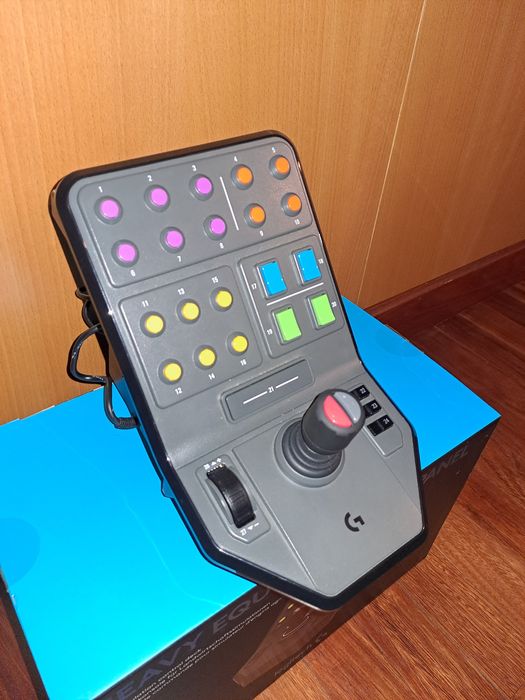 Logitech Heavy equipment side panel