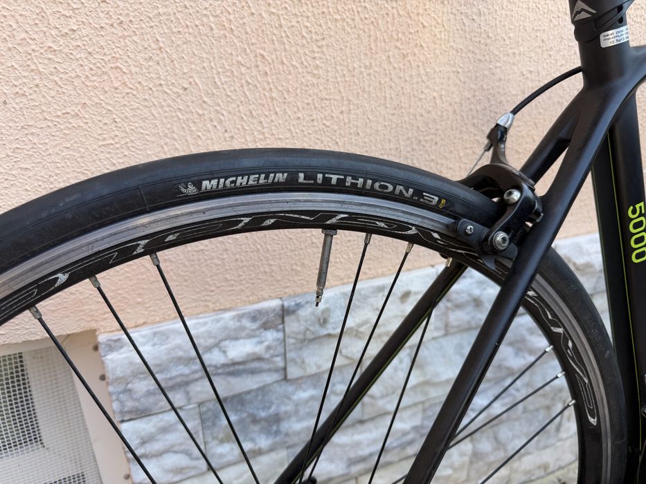 Bicicleta de estrada - Merida Scultura 5000 – carbono