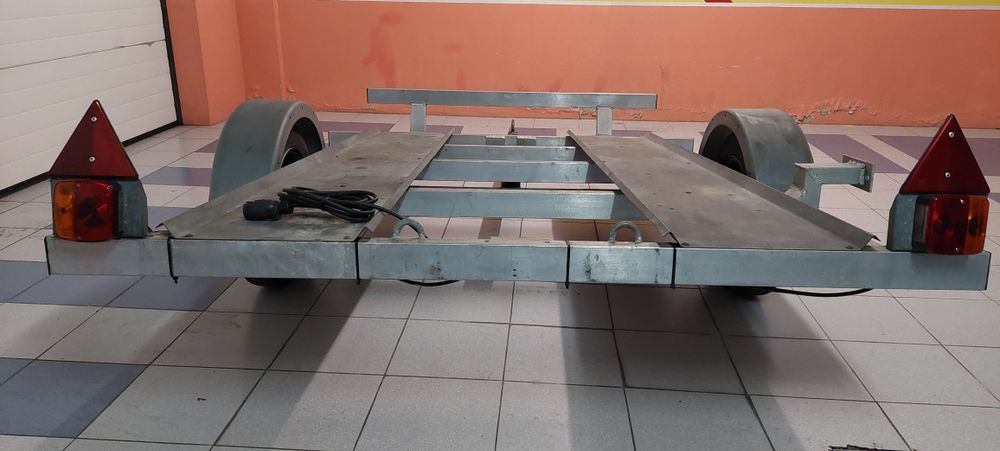 Rebosov atrelado em alumínio