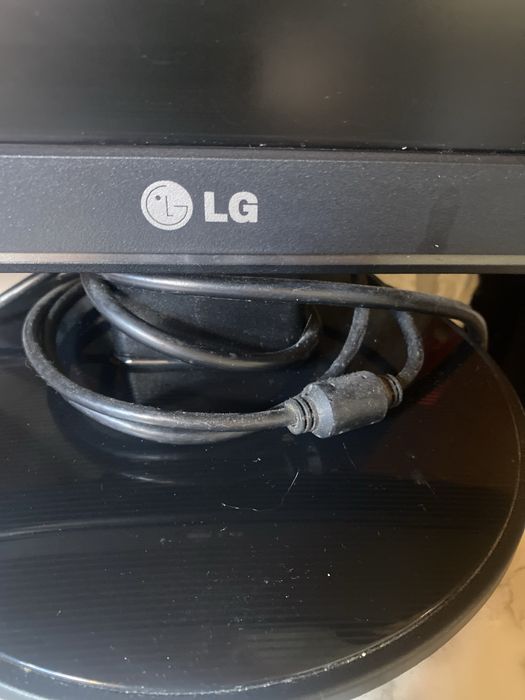 Monitor LG 18 polegadas64585932802819122