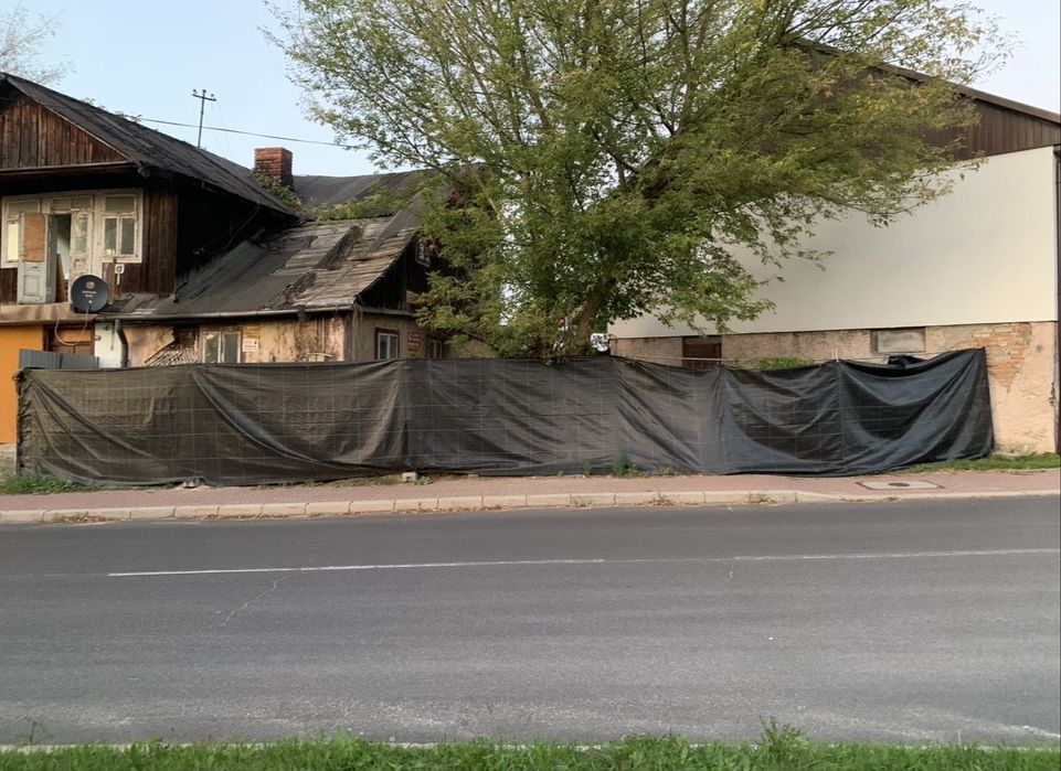 dom połowa do remontu działka w centrum Hrubieszów