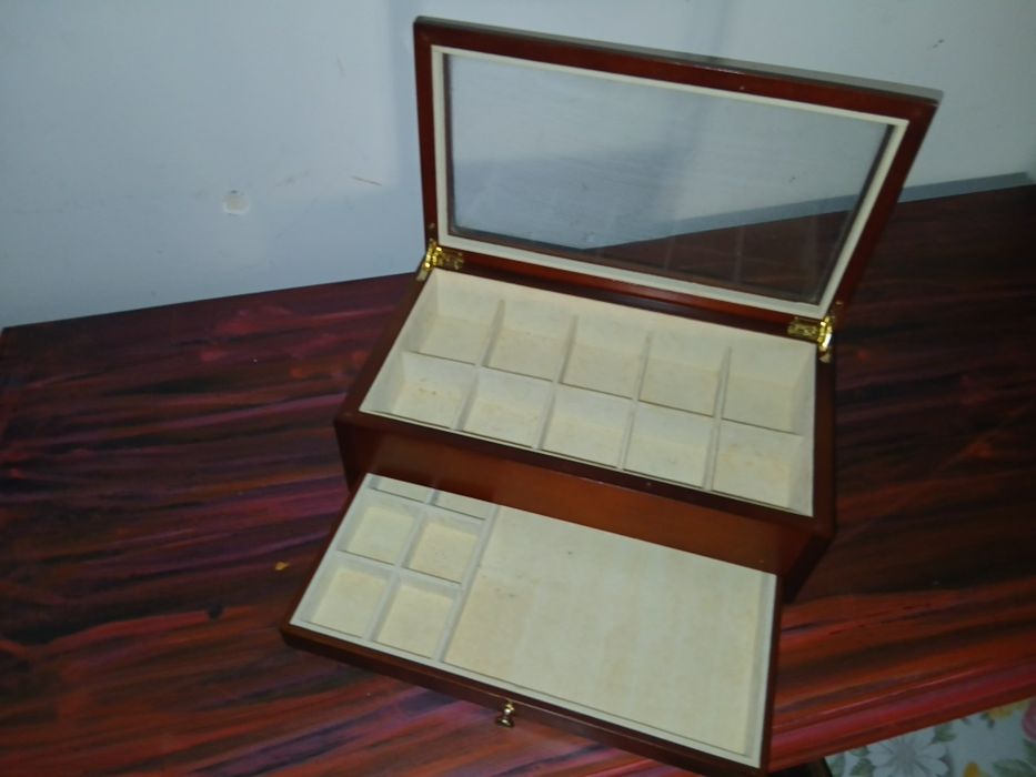 Varios expositor relogio caneta por 55 € cada
