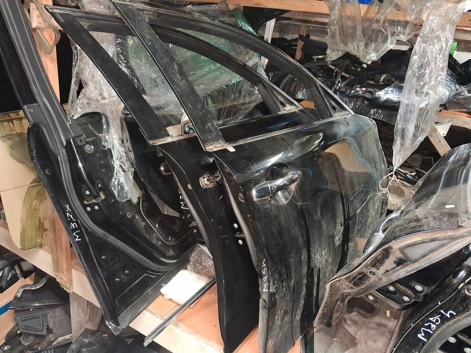 Дверь задняя передняя левая правая Infiniti Q70 M37 X M35H 2009-2018