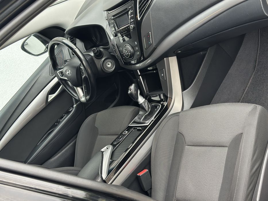 Hyundai I40 2014 rok 1.6 Benzyna