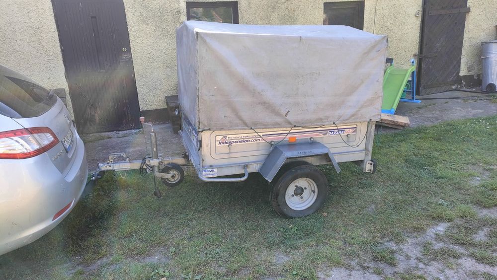 Sprzedam przyczepkę samochodową