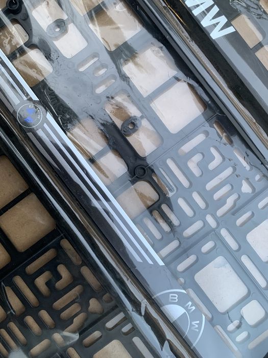 Рамка держ номеру BMW рамочка номерів кріплення номерне