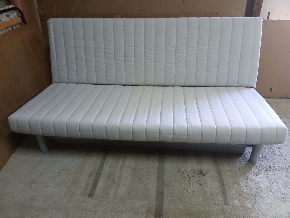 Wersalka kanapa finka ikea pow.spania 145x205 w dobrym stanie transport