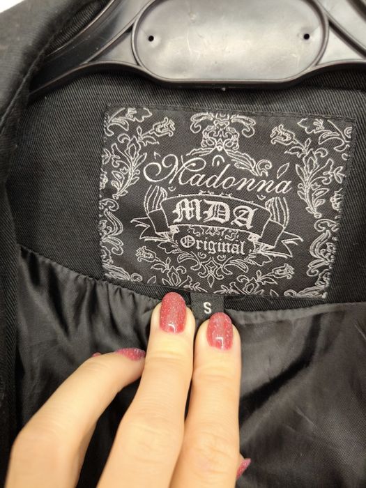 Płaszcz czarny wiosenny