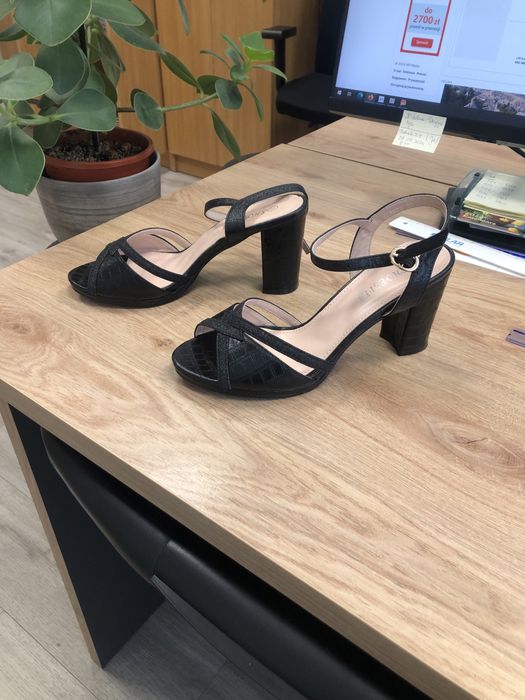 Sandałki damski - NOWE