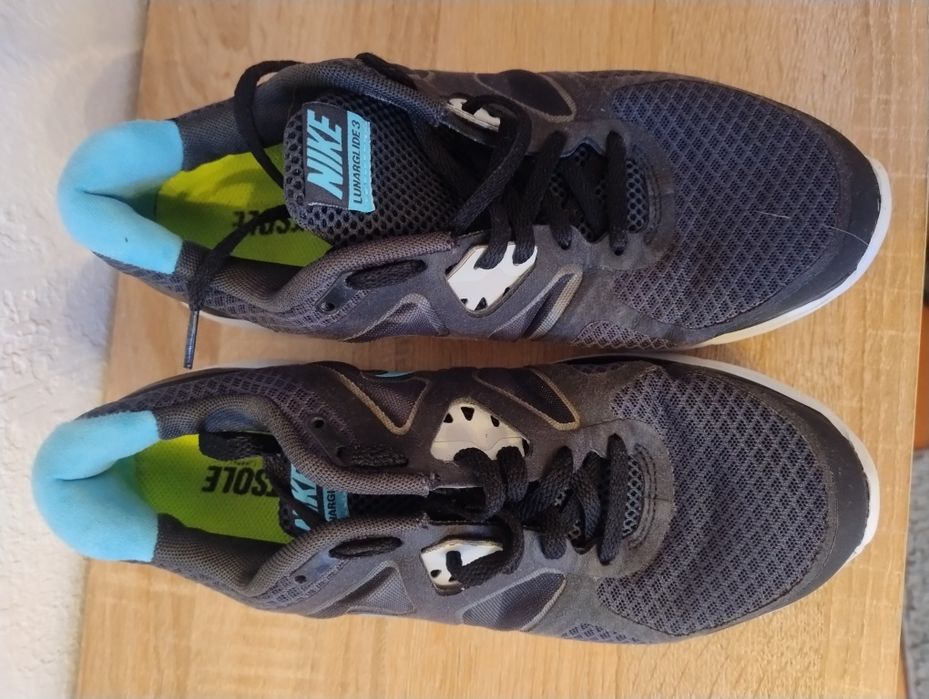Кросівки жіночі Nike