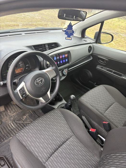 Toyota Yaris 1.0 VVT-i | 2012 | 70 415km | Benzyna