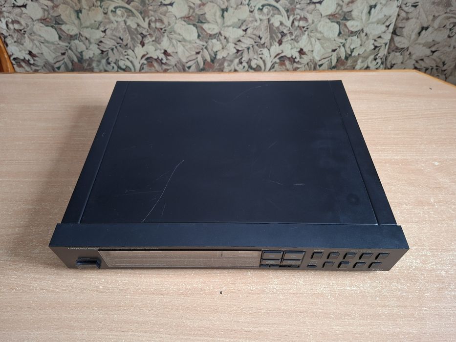 Японский винтажный стереотюнер Onkyo T-4017,FM/AM,гарантия!
