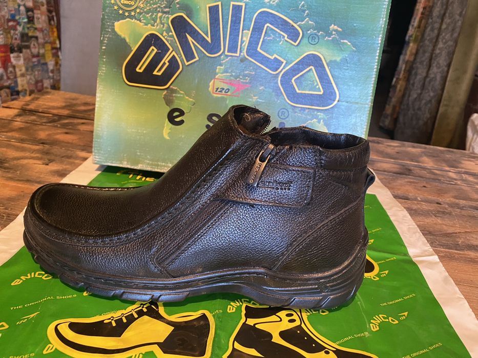 Зимові черевики “enico” з натуральної шкіри та натуральним хутром 40р