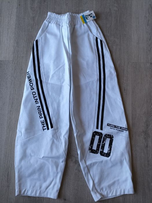 Сучасні Брючкиі Скейчерс., білі і блакитні, джинси котрн,рр.134-158,!