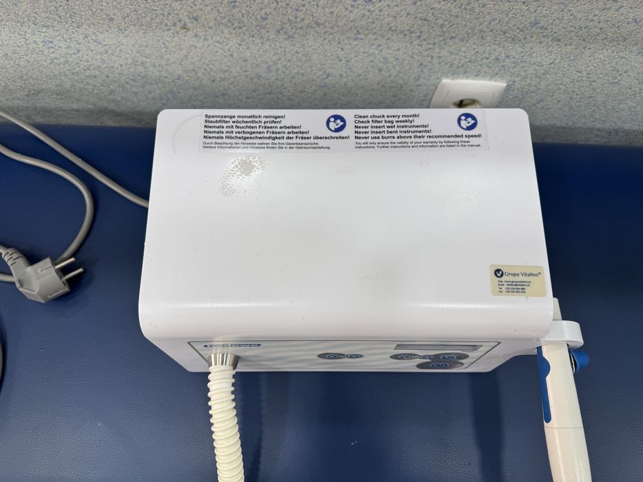 Máquina de limagem de unhas com aspiração