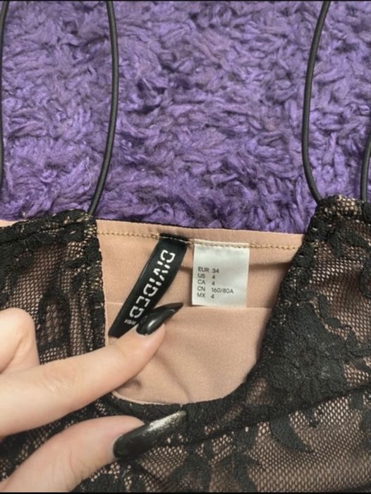 Czarna koronkowa sukienka H&M 34
