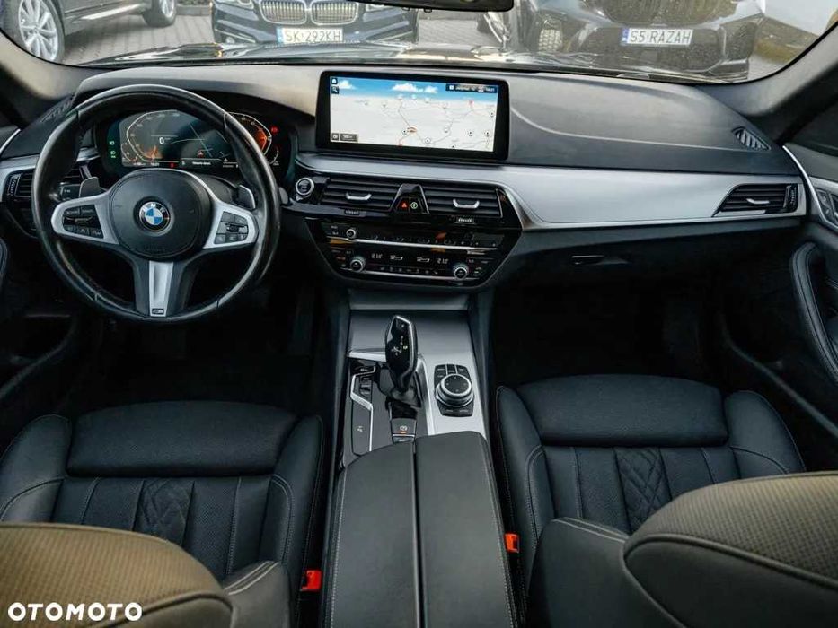 Wynajem Taxi BMW 5/Lexus ES