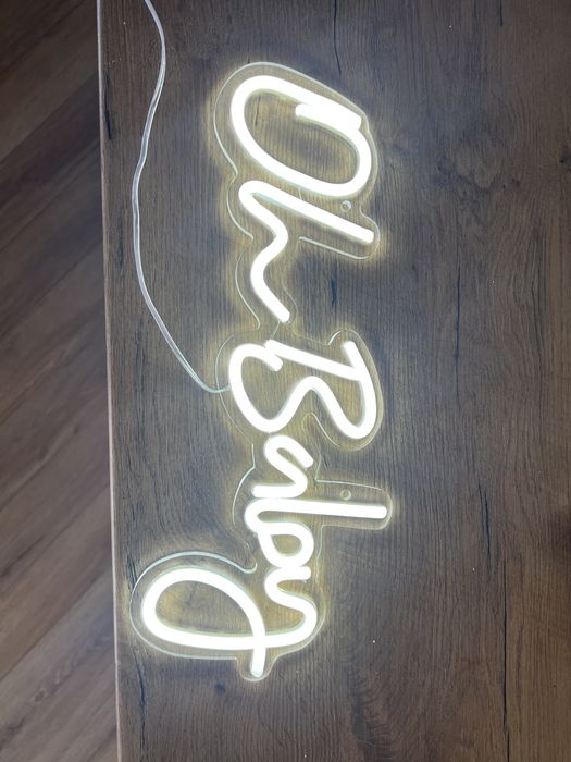 Neon / LED Oh Baby