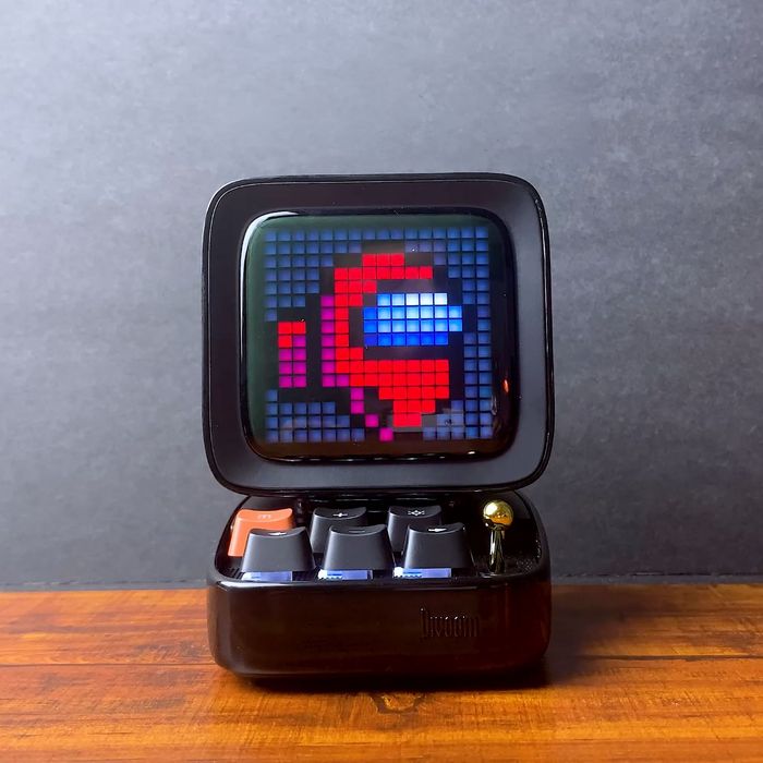 Портативна Bluetooth-колонка Divoom Ditoo чорна - піксельний LED-дисплей 16×16, 256 пікселів, Pixel Art, годинник і будильник, механічні кнопки, USB-C