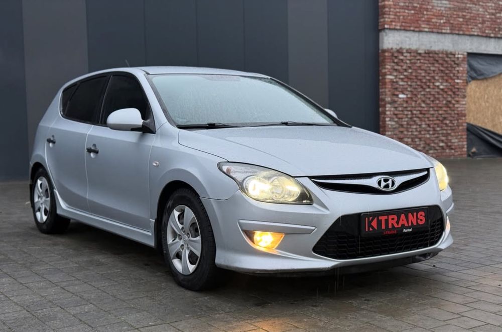 Прокат авто Hyundai i30, Оренда авто Хмельницький