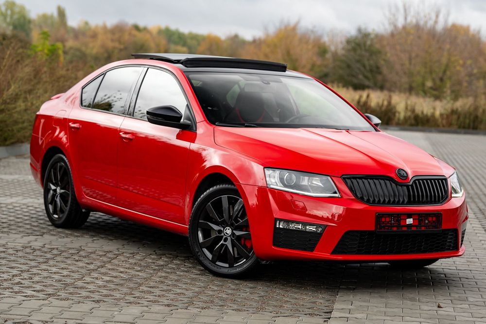 Skoda Octavia 2.0T 220KM RS Xenon LED Parktronic Grzane Fotele Półskóra Tempomat