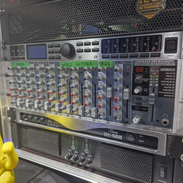 Mikser  Behringer RX1202FX V2  do racka