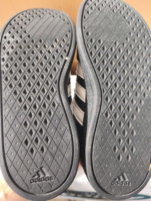 Sapatilhas adidas n31454612385646530563