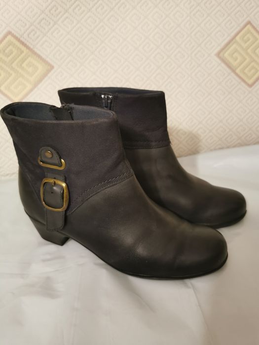 Botki damskie Clarks