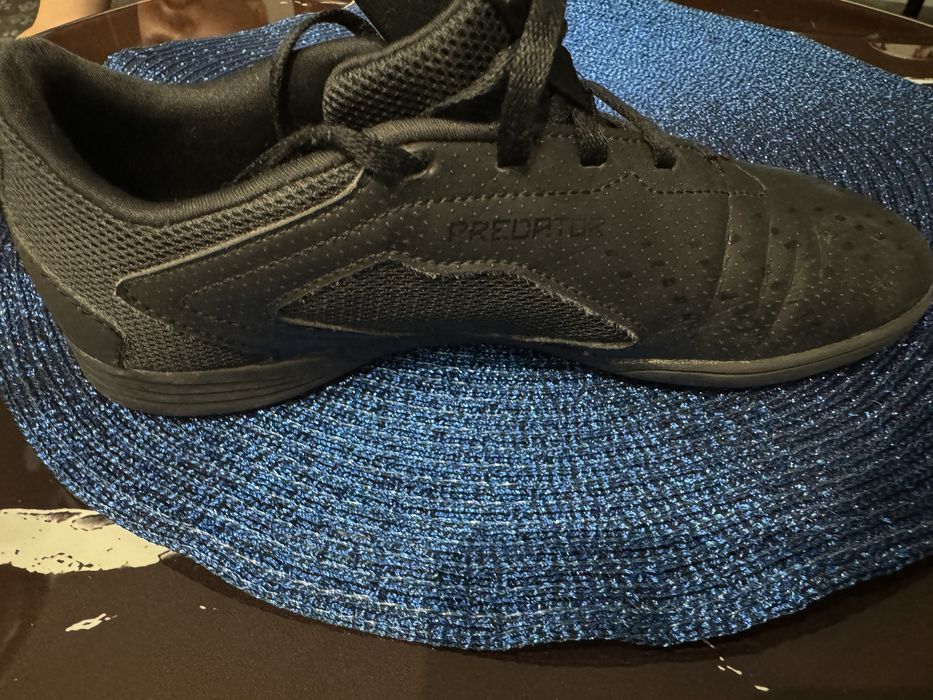 Sprzedam Buty halowe do gry