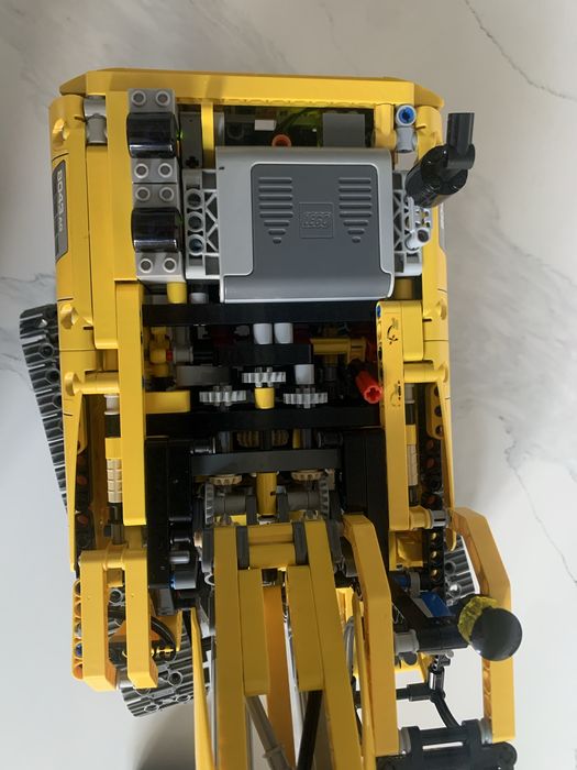 Lego 8043 Technic Motorized Excavator - Zmotoryzowana koparka