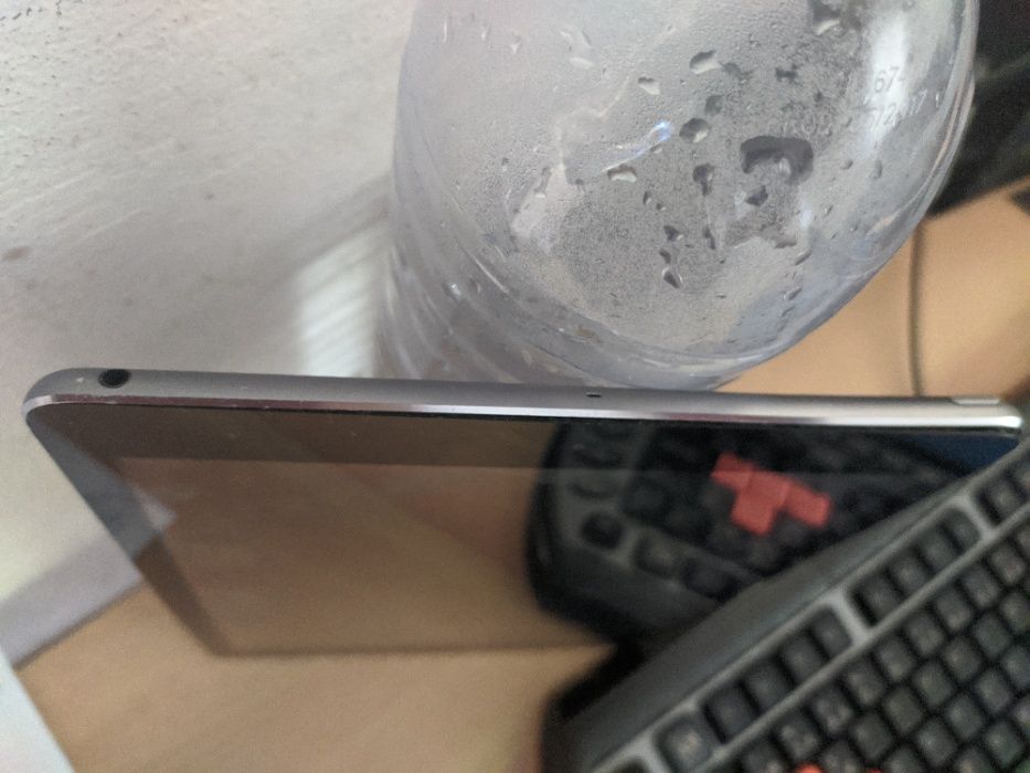 Tablet iPad: A147464552217759234123