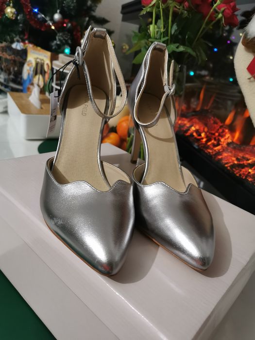 Srebrne szpilki Anna Field