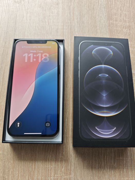 Sprzedam Iphone 12 pro max stan idealny