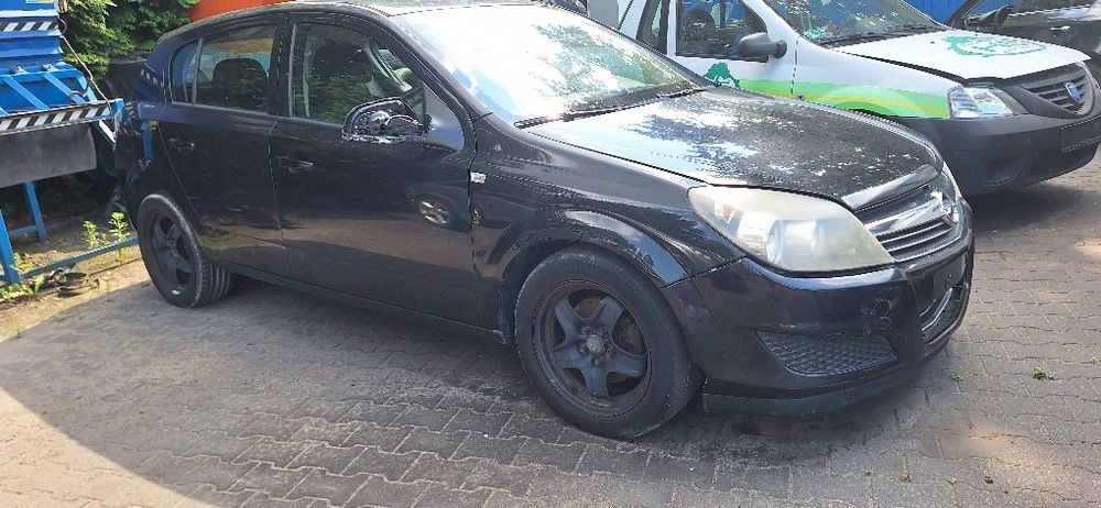 Cały na części Opel Astra H z20R