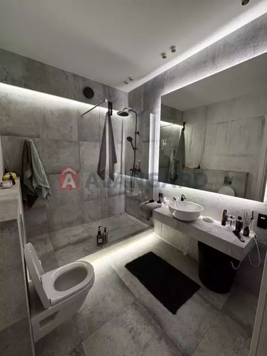 Продам 3-кім.ж/к Каскад,шикарна