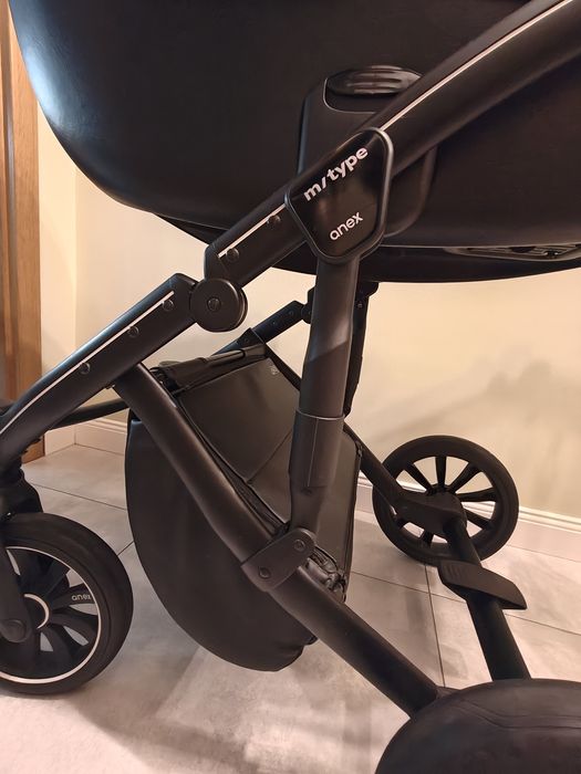 Wózek Anex m/type 2w1 – gondola + spacerówka