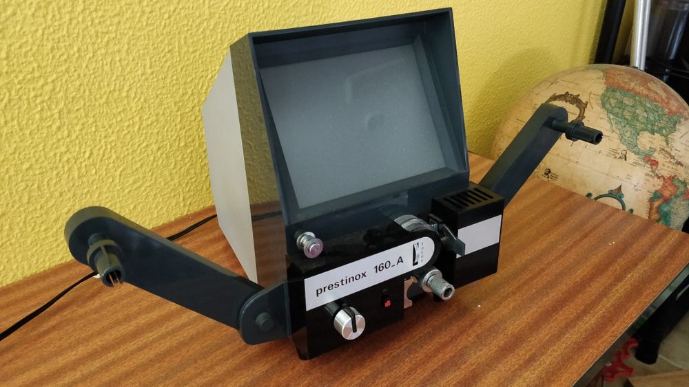 Máquina projeção e montagem filmes